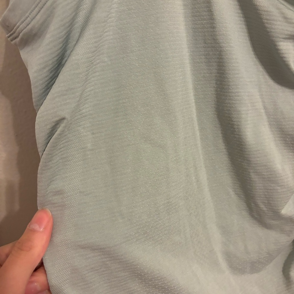 Lululemon Tank Top Women’s Small Gray Green - Picture 7 of 7